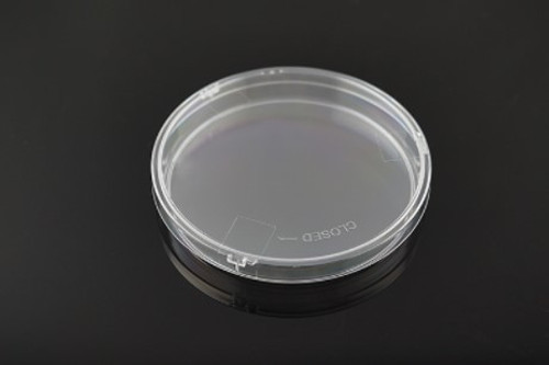 [GEN-NST-752101] 90 x 15 mm Petri Dish With SafeLock Lid, Polished Polystyrene, RNase and DNase Free, Sterile 20/Bag